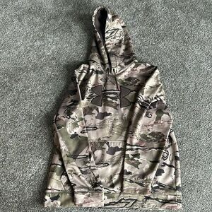 Under Armour Camo Hoodie-XL